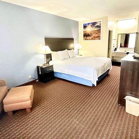 Days Inn By Wyndham Easley West Of Greenville/Clemson Area Buitenkant foto