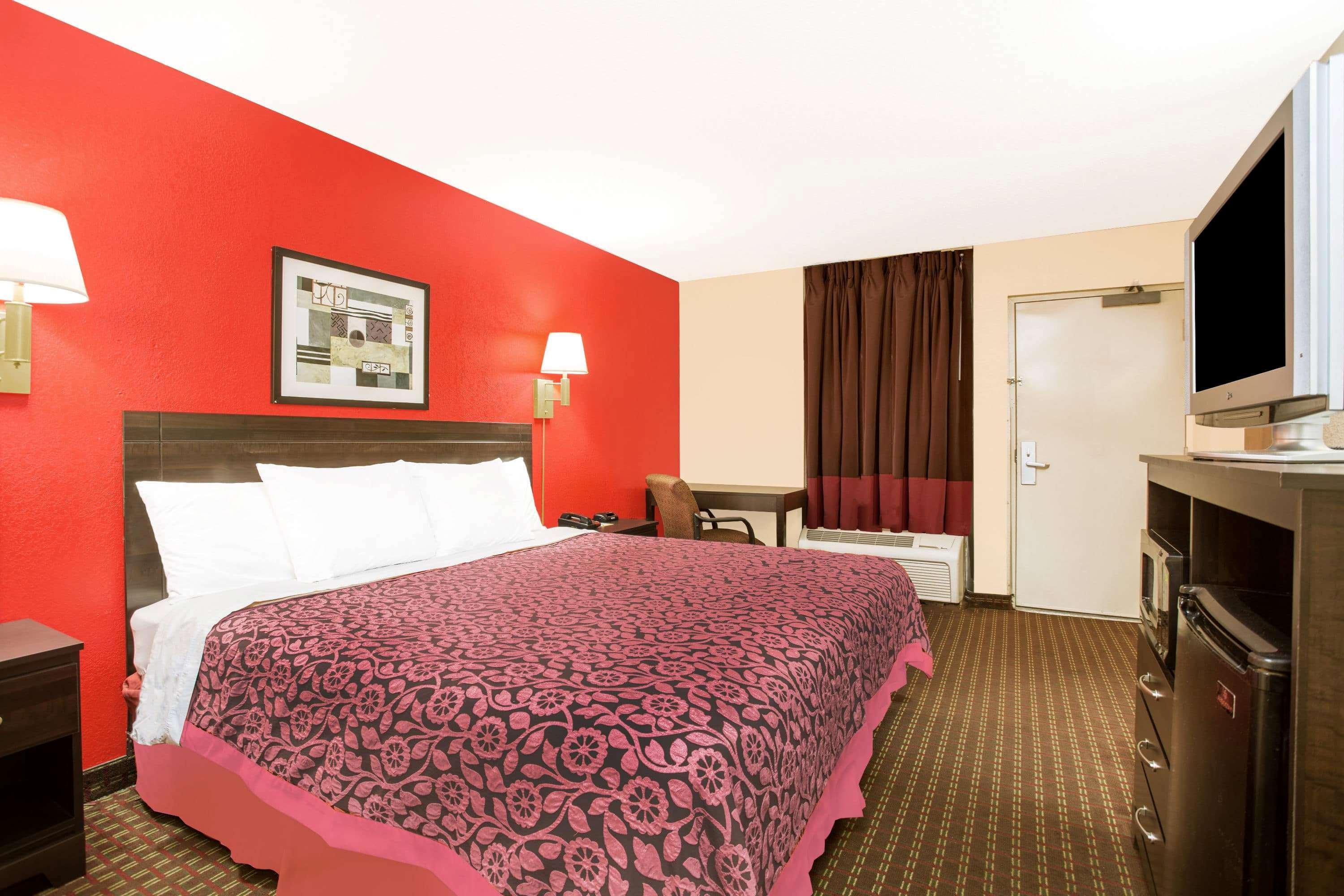 Days Inn By Wyndham Easley West Of Greenville/Clemson Area Buitenkant foto